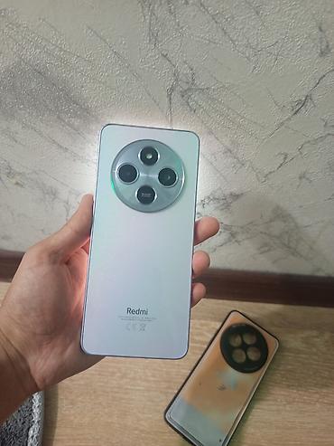 Техника и электроника: Redmi, Redmi 14C, Б/у, 128 ГБ, цвет - Серебристый, 2 SIM — 4