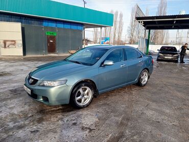 Honda: Honda Accord: 2004 г., 2 л, Механика, Бензин, Седан