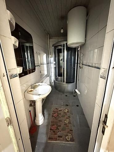 золотые пески: Сдаю 4ком дом 
Нижный Ала арча(старый толчок) — 7