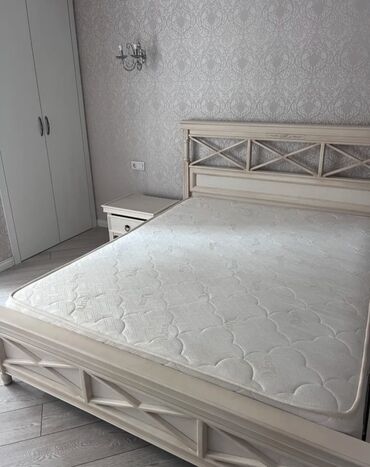 мебель на зака: Двуспальная кровать, С матрасом, Дерево, длина - 205 см