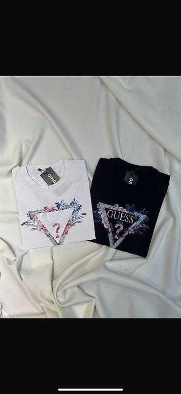 Majice kratkih rukava: Ženske majice S,M,L,XL,XXL veličine 1 komad 2200 din . 2 komada 3100 — 14