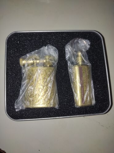 Digər əntiq əşyalar: Made in jifeng model alışqan satılır tam orijinaldır! qiymət 200 azn — 6