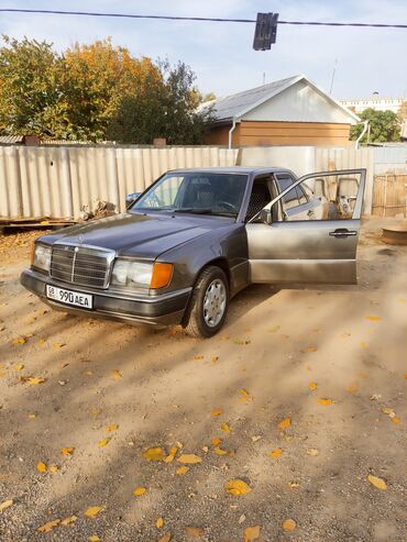 машина м5 ф90: Mercedes-Benz W124: 1991 г., 2.3 л, Автомат, Газ, Седан