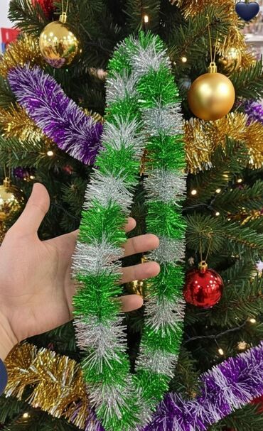 Yeni il ağacları: LED işıqlı Yeni il ağacı – payetli bəzəklərlə - Realistik iynəyarpaq — 37
