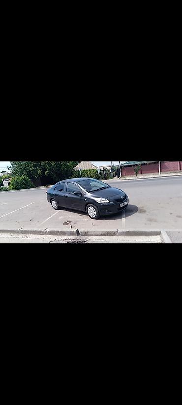 карине е: Toyota Yaris: 2010 г., 1.5 л, Автомат, Седан — 8
