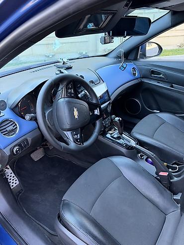 Chevrolet: Avtomobil cruze 1.8 rəsmi servis avtomobilidi yəni azərbaycandan — 22
