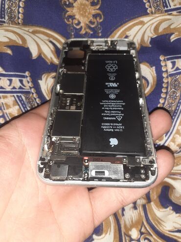 Apple iPhone: IPhone 6s, 64 GB, Gümüşü — 9