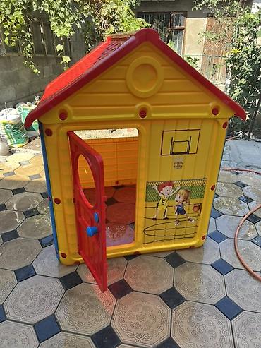баскетбольный щит с кольцом: Детский игровой домик из прочного пластика. Производство Турция — 2