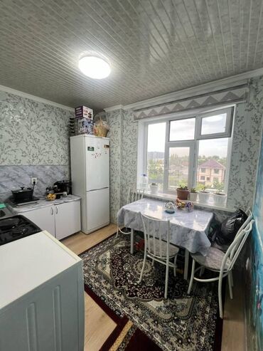 купить участок под бизнес в бишкеке: 2 бөлмө, 40 кв. м, Элитка, 3 кабат, Косметикалык ремонт