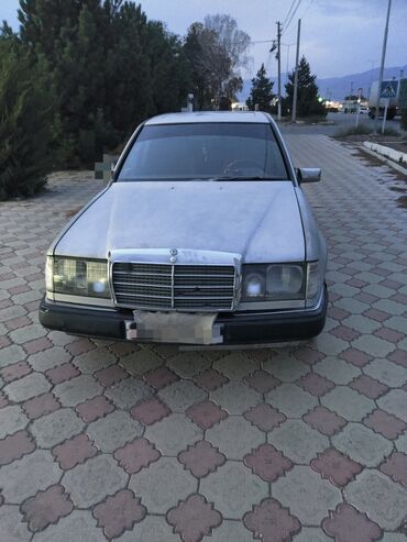 мерс 2006: Mercedes-Benz W124: 1985 г., 2.6 л, Механика, Бензин, Седан