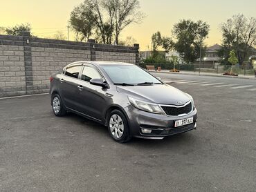 зеркало на виндом: Kia Rio: 2016 г., 1.4 л, Автомат, Бензин, Седан