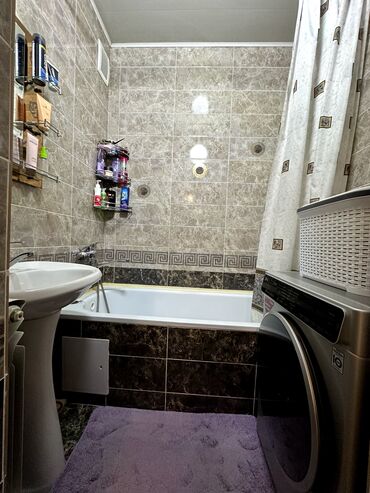 Продажа квартир: 4 комнаты, 83 м² — 8