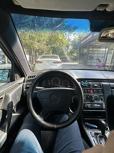 команд w220: Mercedes-Benz E-Class: 1998 г., 2.4 л, Автомат, Бензин, Седан — 5
