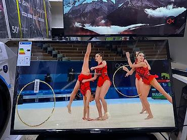 Телевизоры: Телевизоры samsung 32Q80 android smart tv 81 см диагональ!!! Низкая — 16