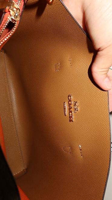 сумка для тоя: Сумка Coach Signature Canvas Tote (малый формат) - Материал — 7