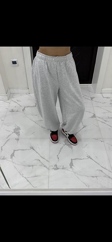 Айымдардын кийими: Серые свободные спортивные штаны (джоггеры/sweatpants). - Цвет — 1