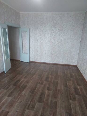 недостроенные дома в бишкеке: 1 бөлмө, 34 кв. м, 105-серия, 7 кабат, Эски ремонт