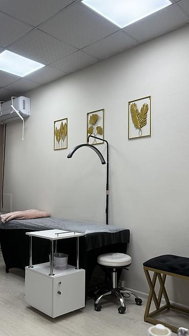 аренда места гум: Сдаётся кушетка в уютной студии в БЦ «Магнум» (ул. Ахунбаева, 127/1) — 3