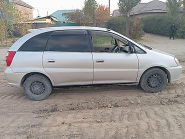 Toyota Nadia: 2000 г., 2 л, Автомат, Бензин, Универсал