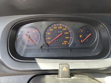 ровер 400: Daihatsu YRV: 2003 г., 1 л, Механика, Бензин, Хэтчбэк — 2
