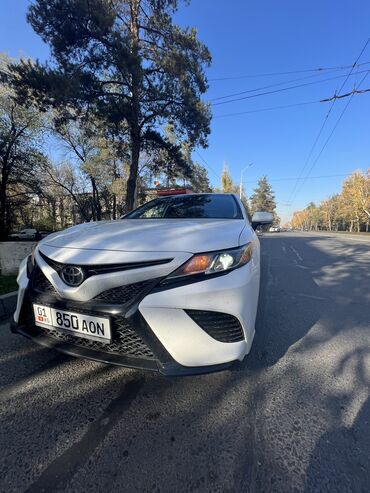 Toyota Camry: 2019 г., 2.5 л, Типтроник, Бензин, Седан