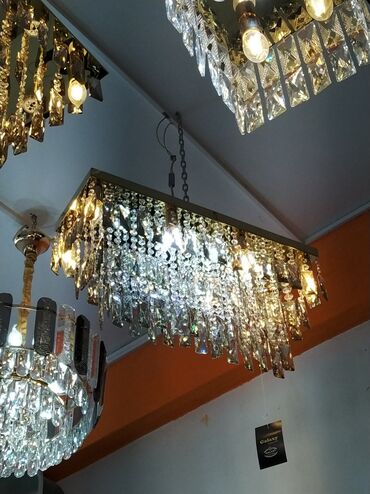 Vazalar: Çılçıraq, 10 və daha çox lampa, Xrustal