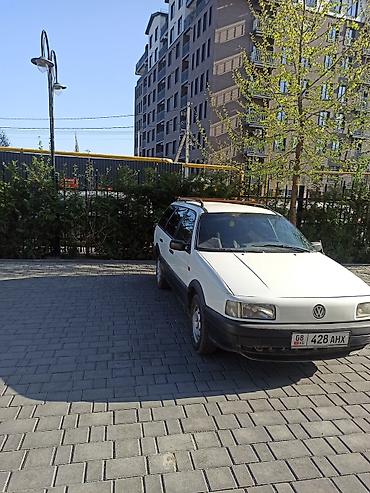 Volkswagen: Volkswagen Passat Variant: 1993 г., 2 л, Механика, Универсал — 2