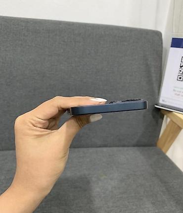 ipone 13: IPhone 13, 128 GB, Midnight, Zəmanət, Simsiz şarj, Face ID — 4