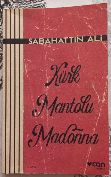 Sabahattin Əlinin "Kürk Mantolu Madonna" əsərinin 8-ci nəşri olan bu