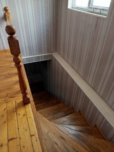 Uzunmüddətli kirayə evlər: Xırdalanda 7 saylı məktəbin yanında tola çox yaxın 2 Mərtəbə 3 otaq — 17