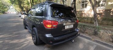 Toyota: Toyota Sequoia: 2011 г., 5.7 л, Автомат, Бензин, Внедорожник — 5