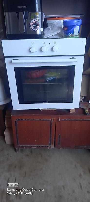 baku electronics qaz paneli: BEKO quraşdırılan elektrik sobası - Rəng: ağ, şüşə qapılı - — 1