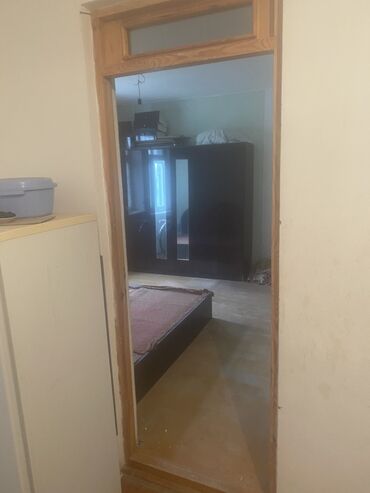 Həyət evləri və villaların satışı: Şüvəlan qəs. 3 otaqlı, 70 kv. m, Kredit yoxdur, Orta təmir — 32