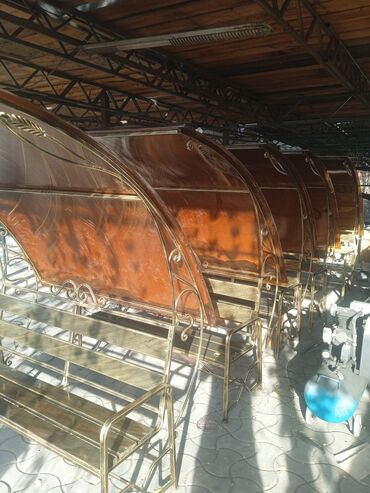 Скамейки: Скамейка Металл, Со спинкой, Без крыши — 17