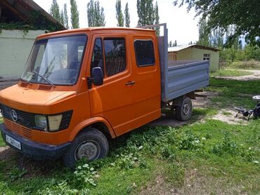 сапог машина: Mercedes-Benz 190-Series: 1988 г., 2.3 л, Механика, Дизель, Бус