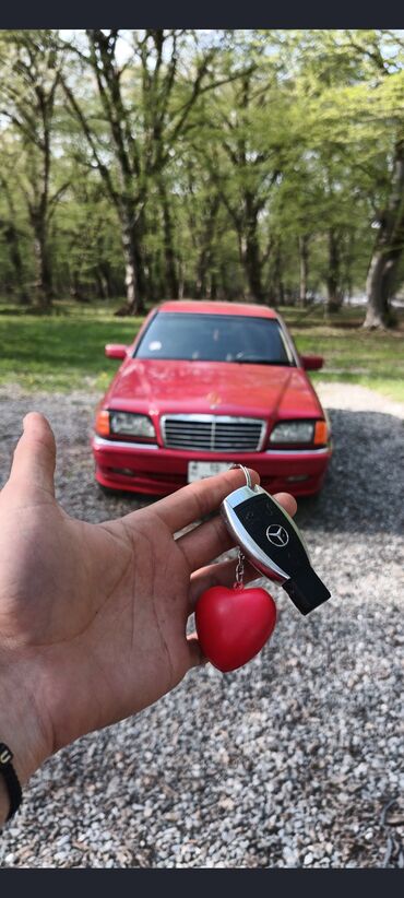 tap az mercedes: Mercedes-Benz C 200: 2 l | 1997 il Sedan