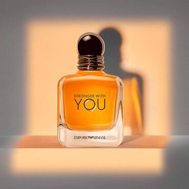 oriflame parfum: "Emporia Armani Stronger with You" Tərkib Üst notları: Bənövşə