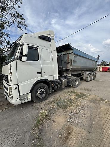вольво тандем: Тягач, Volvo, 2004 г., Самосвал — 2