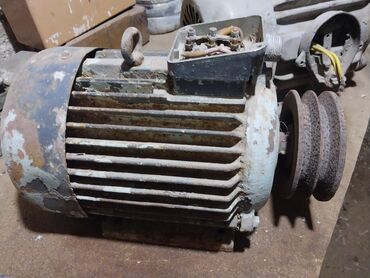 Reduktorlar: Sənaye elektrik mühərrikləri və reduktor komplekti - Şəkillərdə olan — 7