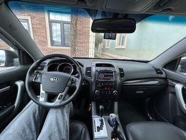Kia: Kia Sorento: 2 l | 2010 il Ofrouder/SUV — 9