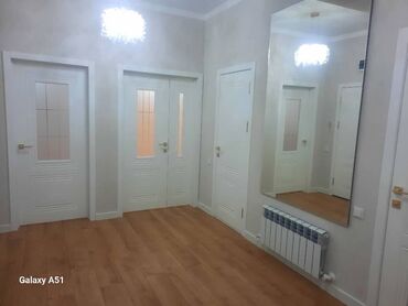 кафе столовые: 3 бөлмө, 80 кв. м, Элитка, 1 кабат, Евроремонт