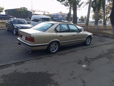 купить автомобиль бишкек: BMW 5 series: 1991 г., 2.5 л, Механика, Бензин, Седан