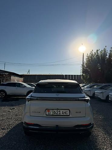 byd e1: Электромобиль NETA U PRO кроссовер на батарее. Кузов и дизайн: - — 4