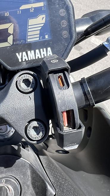 motocikl: Yamaha mt-15 2025-ci il Binada yaşadığım və qarajım olmadığı üçün — 6
