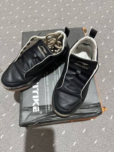 Детская обувь: Детские обуви Б/У Цены указаны на фотках. Не звонить ‼️‼️‼️ Пишите в — 9