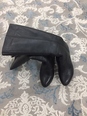 женские кожаные перчатки: Сапоги, 36, цвет - Черный