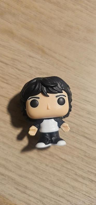 kinder joy stranger things azerbaijan: Fiqur, Plastik — 1