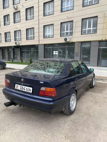 BMW: BMW 3 series: 1992 г., 1.9 л, Механика, Бензин, Седан