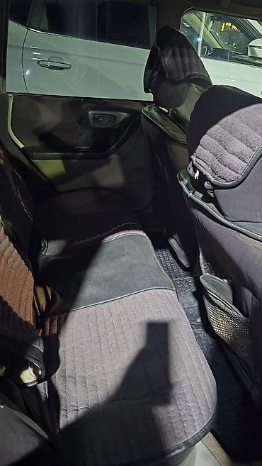 субаро: Subaru Forester: 2001 г., 2 л, Автомат, Бензин, Кроссовер — 8