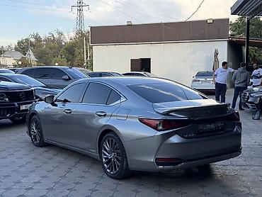 Продажа авто: Lexus ES: 2019 г., Гибрид, Седан — 6